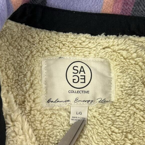 Sage Collective Sherpa Lined Plaid Shacket Size Large - Picture 3 of 7